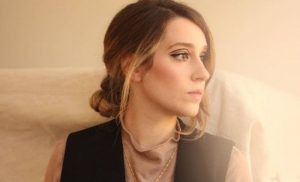 Сара Буо: портрет