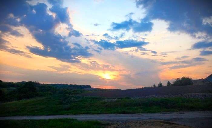 Природа центральної України. Типовий ландшафт лісостепової зони.