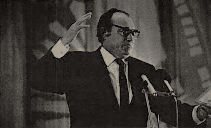 Микола Вінграновський виступає в Будинку кіно (Київ, 4 грудня 1986). Фото Дмитра Чередниченка