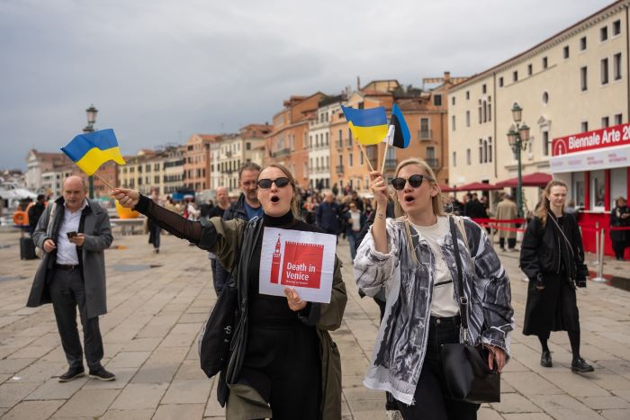 У Венеції провели ходу солідарності з Україною